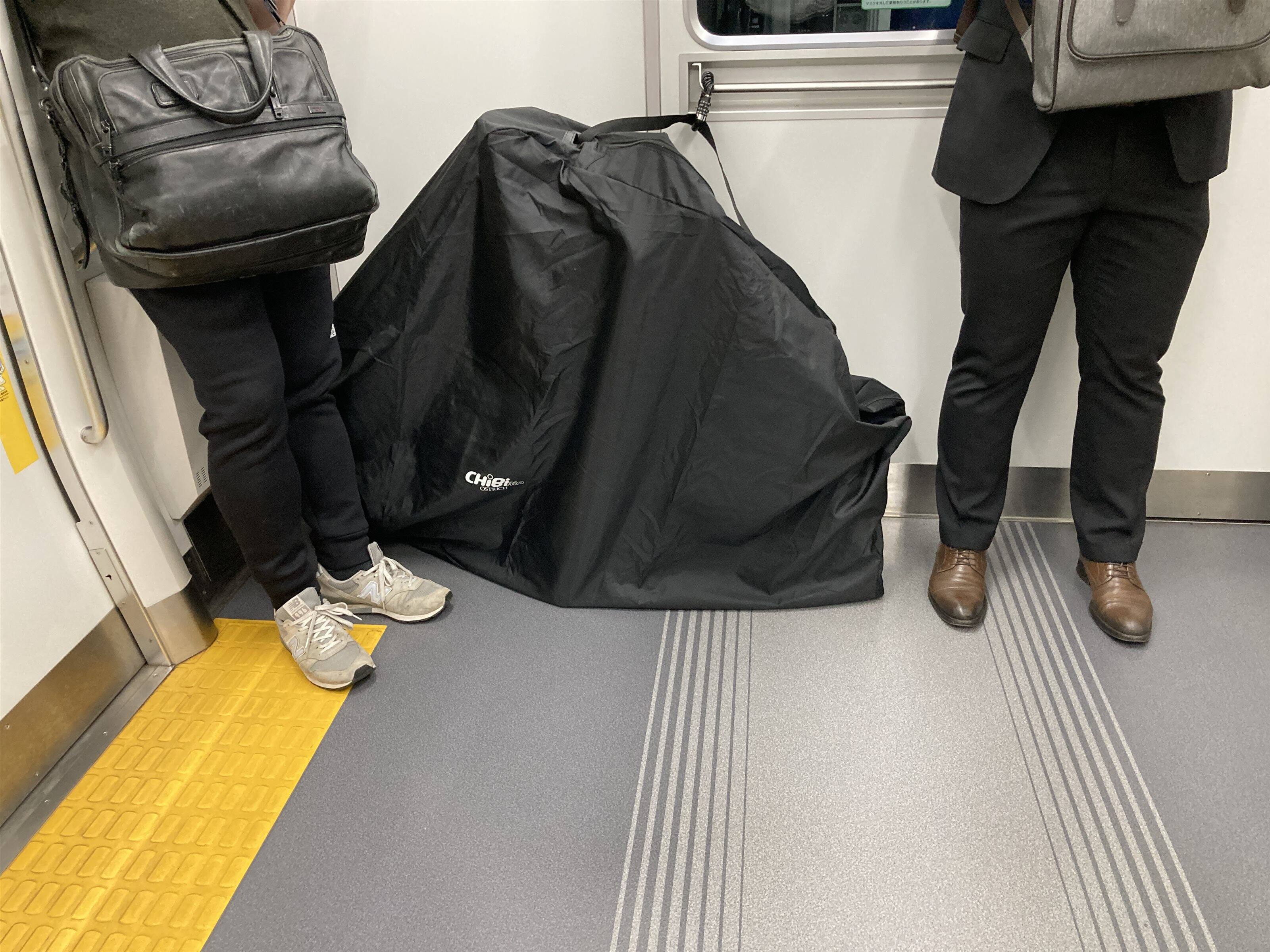【ミニベロ輪行テクニック】AIさん直伝!駅で焦らないスマートパッキング術と電車内マナー講座